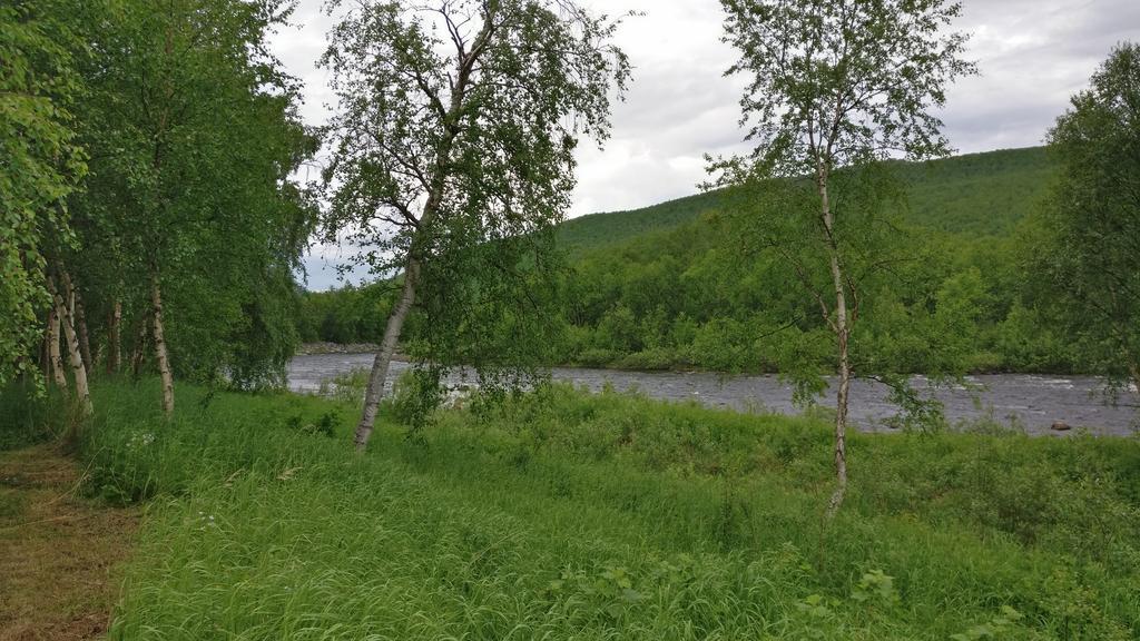 Hotel Vetsituvat Utsjoki Esterno foto